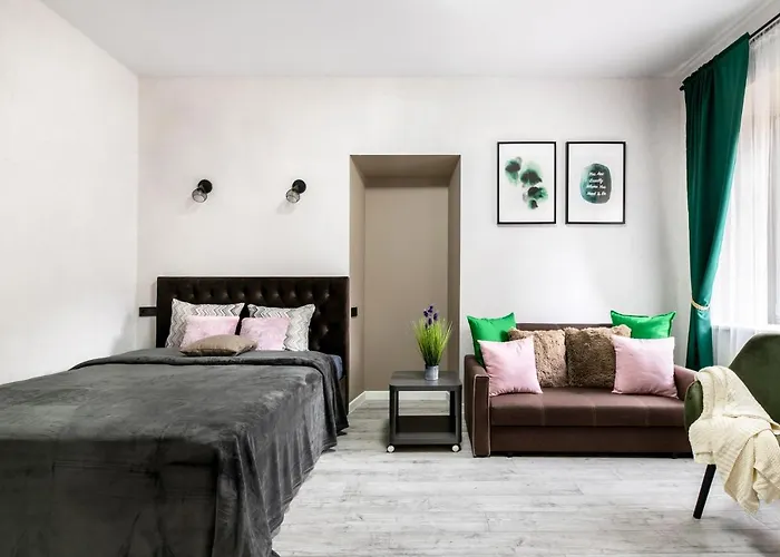 Felicija Old Town Apartments With Parking